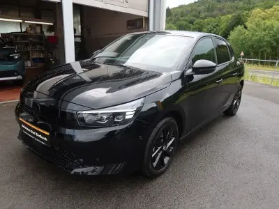Gebraucht Opel Corsa 101 PS (74 kW) 2025 Diamond black Kleinwagen