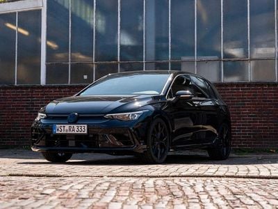 Gebraucht VW Golf VIII Black Edition 333 PS (244 kW) 2025 Schwarz Limousine