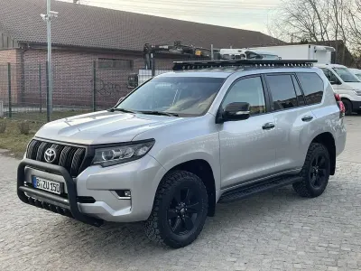 Gebraucht Toyota Land Cruiser 177 PS (130 kW) 2019 Silber (metallic) SUV