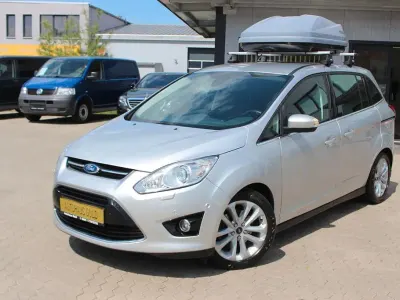 Używany Ford Grand C-Max Titanium 125 KM (91 kW) 2014 Srebrny Minivan