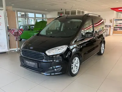 Gebraucht Ford Tourneo Courier Titanium 101 PS (74 kW) 2016 Schwarz Van / Kleinbus