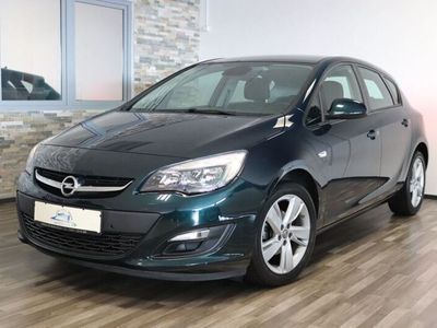 gebraucht Opel Astra LIMOUSINE STYLE-AUT.-R.KAMERA-NAVI-PDC
