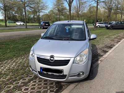 Opel Agila