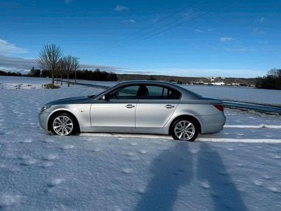 Gebraucht BMW 530 231 PS (169 kW) 2007 Silber Limousine
