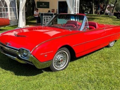 Ford Thunderbird