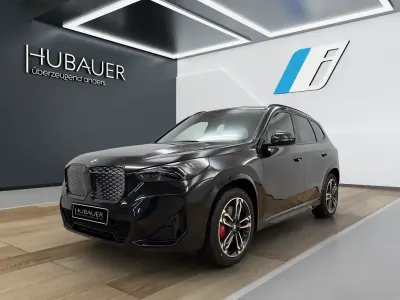 Neu BMW iX1 M Sport 150 kW (204 PS) 2026 Spacesilber SUV