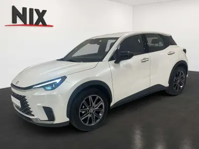 Second-hand Lexus LBX 136 CP (100 kW) 2024 Alb SUV