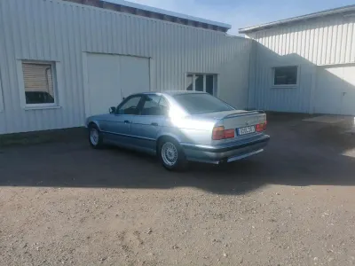 Brugt BMW 525 M Sport 170 HK (125 kW) 1990 Blå Sedan