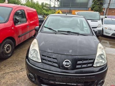 Nissan Pixo