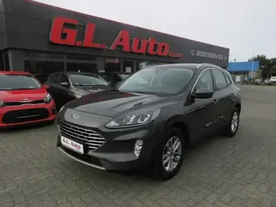 Gebraucht Ford Kuga Titanium 150 PS (110 kW) 2021 Grau SUV