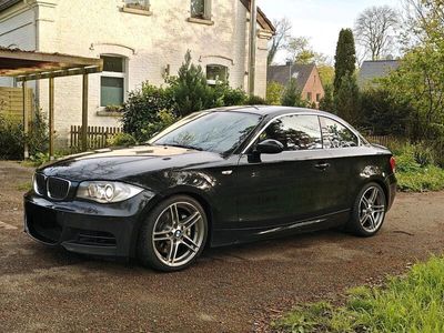 gebraucht BMW 135 Coupé i M-Paket N54 1Hd Navi-CIC Xenon H&K M313 Lenkradhzg