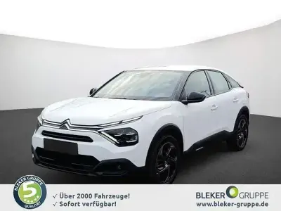 Używany Citroën C4 Feel 131 KM (96 kW) 2023 Biały Sedan/Limuzyna
