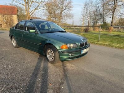 BMW 323