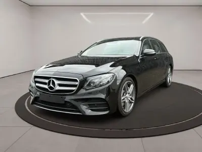 Gebraucht Mercedes E220 AMG 194 PS (142 kW) 2017 Schwarz Limousine