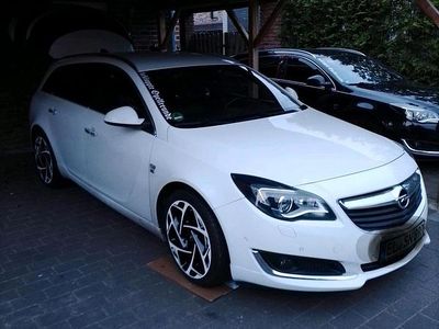 Gebraucht Opel Insignia 170 PS (125 kW) 2016 Weiß Kombi