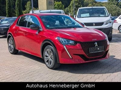 Elixir rot metallic Gebraucht 2023 Peugeot e-208 Allure Kleinwagen | 19.990 € (Fairer Preis)