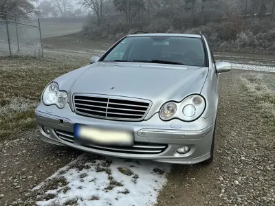 Second-hand Mercedes C220 150 CP (110 kW) 2004 Argintiu Break
