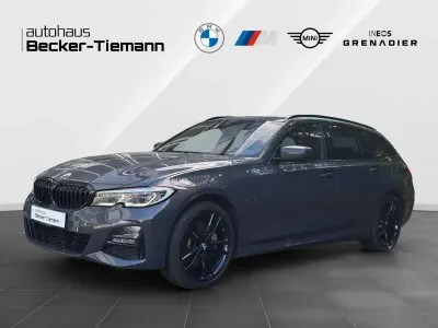 Gebraucht BMW 330e M Sport 292 PS (214 kW) 2022 Bmw individual dravitgrau Kombi
