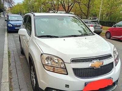 Second-hand Chevrolet Orlando 104 CP (76 kW) 2012 Alb Monovolum