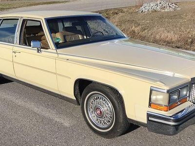Gebraucht Cadillac Fleetwood 140 PS (102 kW) 1987 Beige Limousine