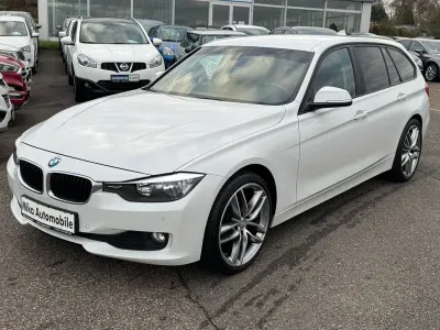 Gebraucht BMW 320 Sport Line 184 PS (135 kW) 2012 Weiß Kombi
