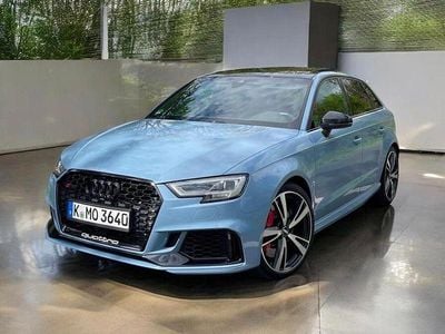 Second-hand Audi RS3 Sport 400 CP (294 kW) 2019 Albastru Berlinǎ