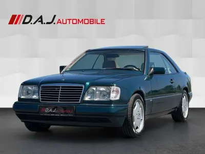 Gebraucht Mercedes E220 Sportline 150 PS (110 kW) 1996 Grün Coupé