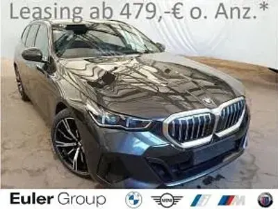 Gebraucht BMW 520 197 PS (144 kW) 2025 Grau (sophistograu brillanteffekt me) Kombi