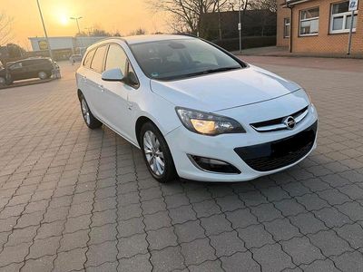 Gebraucht Opel Astra Sport 110 PS (80 kW) 2013 Weiß Kombi