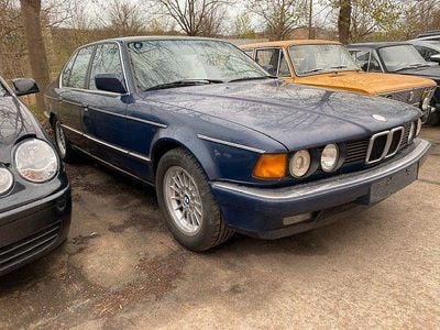 Gebraucht BMW 730 188 PS (138 kW) 1987 Blau Limousine