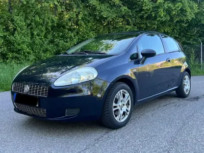 Gebraucht Fiat Punto 65 PS (47 kW) 2009 Blau Kleinwagen