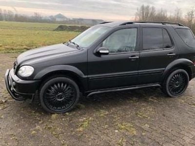 Usata Mercedes ML55 AMG AMG 347 CV (255 kW) 2003 Nero SUV