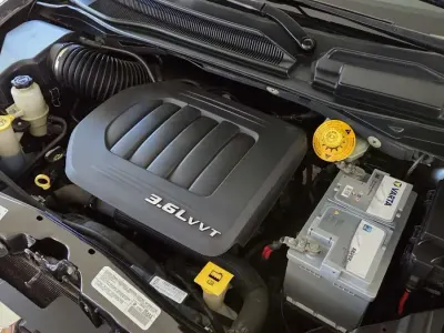Gebraucht Dodge Grand Caravan SXT 286 PS (210 kW) 2014 Grau Van / Kleinbus