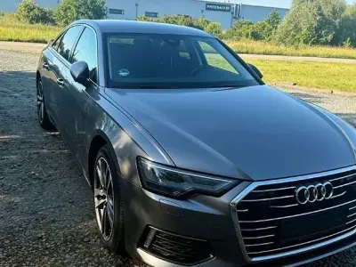Gebraucht Audi A6 Ambiente 204 PS (150 kW) 2019 Grau Limousine
