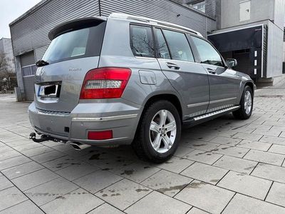 Grau Gebraucht 2011 Mercedes GLK350 SUV | 10.900 € (Guter Preis)