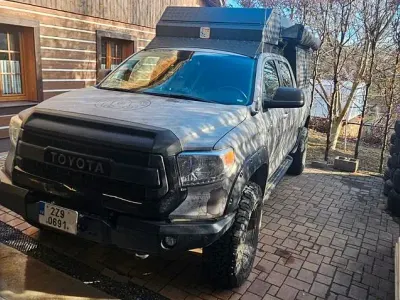 Gebraucht Toyota Tundra 381 PS (280 kW) 2018 Grau Pickup