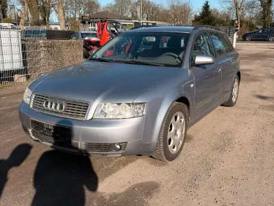 Gebraucht Audi A4 105 PS (77 kW) 2003 Blau Kombi