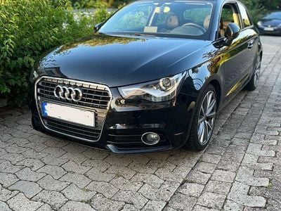 Second-hand Audi A1 Ambition 122 CP (89 kW) 2011 Negru Hatchback