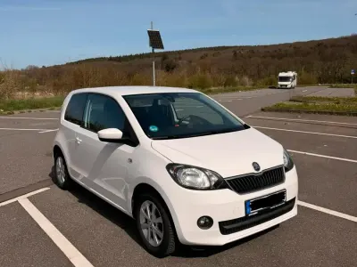 Gebraucht Skoda Citigo Elegance 60 PS (44 kW) 2014 Weiß Kleinwagen