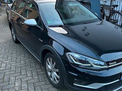 Gebraucht VW Golf Alltrack 185 PS (136 kW) 2019 Schwarz Kombi