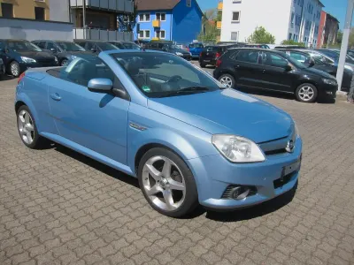 Gebraucht Opel Tigra Sport 125 PS (91 kW) 2005 Silber Cabrio