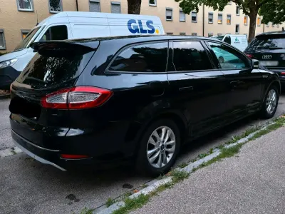 Gebraucht Ford Mondeo 160 PS (117 kW) 2012 Schwarz Kombi