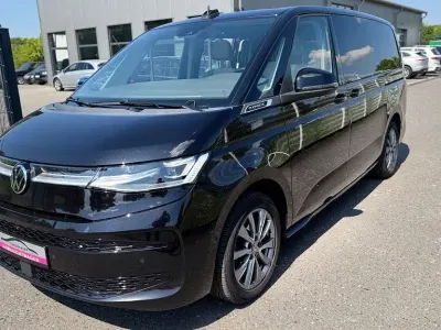 Używany VW Multivan 150 KM (110 kW) 2023 Czarny Minivan