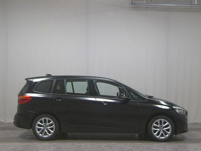 Schwarz Gebraucht 2020 BMW 218 Gran Tourer Van / Kleinbus | 13.880 € (Superpreis)