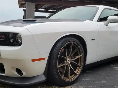Gebraucht Dodge Challenger 381 PS (280 kW) 2015 Weiß Coupé