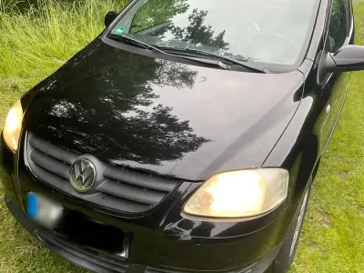 Gebraucht VW Fox 75 PS (55 kW) 2007 Schwarz Kleinwagen