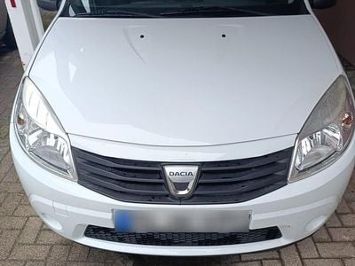 Usata Dacia Sandero 75 CV (55 kW) 2009 Bianco Utilitaria
