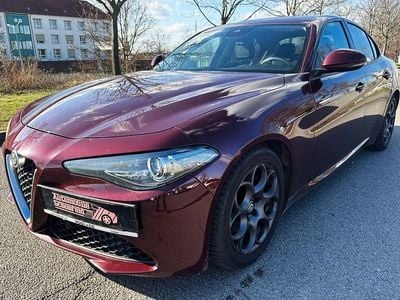 Gebraucht Alfa Romeo Giulia Super 179 PS (131 kW) 2017 Rot Limousine