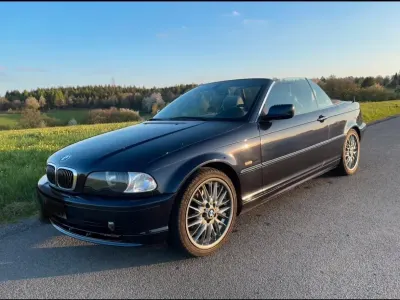 Gebraucht BMW 320 171 PS (125 kW) 2001 Blau Cabrio