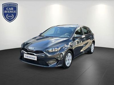 Neu Kia Ceed 140 PS (102 kW) 2025 Grau Kleinwagen